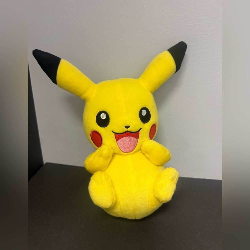 Pokémon-Small Plush, Yellow/Black, Pre-Owned, Tomy